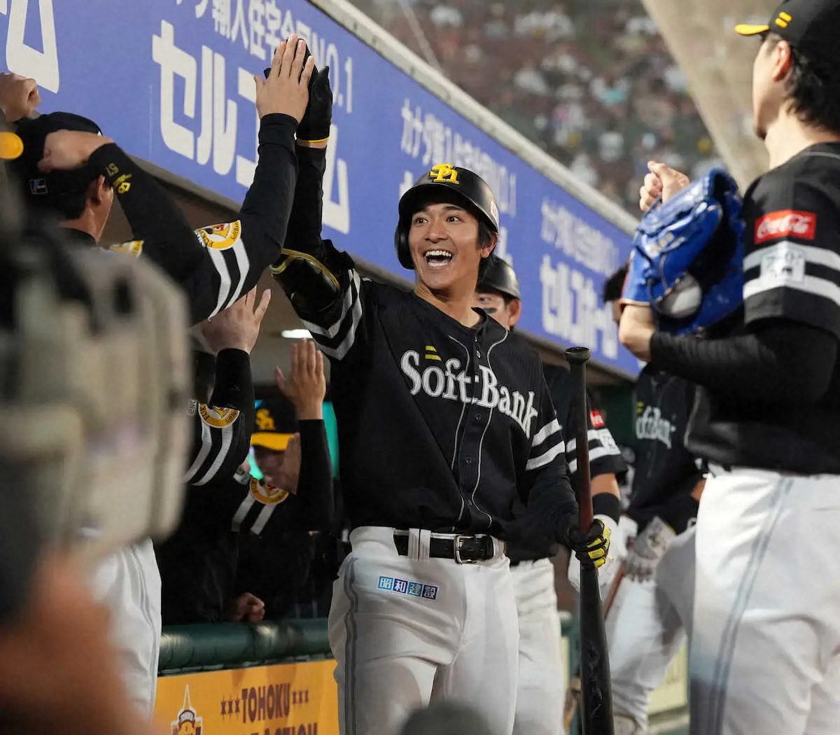 【画像・写真】ソフトバンク・柳町達　キャリアハイとなる5号2ランで1点差に詰め寄る「完璧に捉え、最高の形」