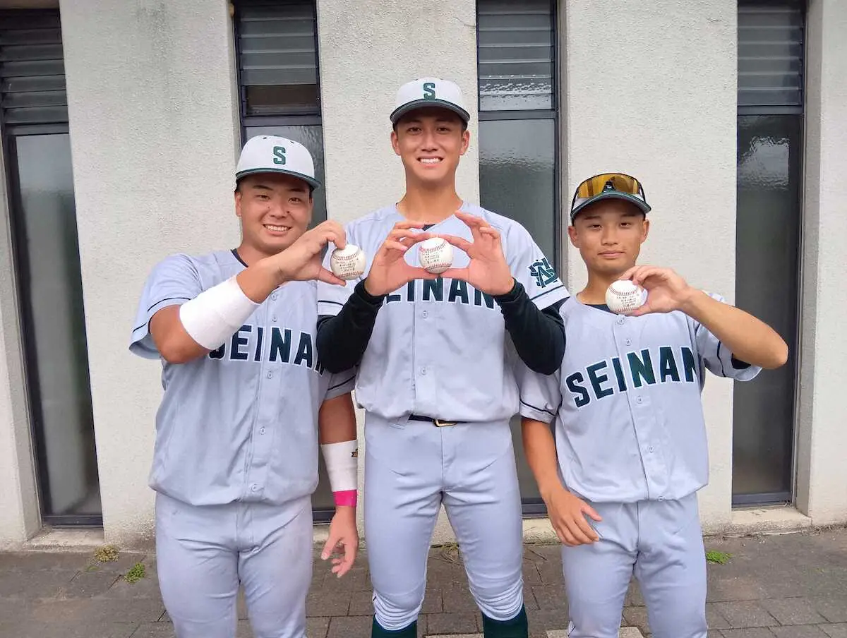 【画像・写真】西南大が伊永大蔵の先制2ランなど一発攻勢で大一番に先勝