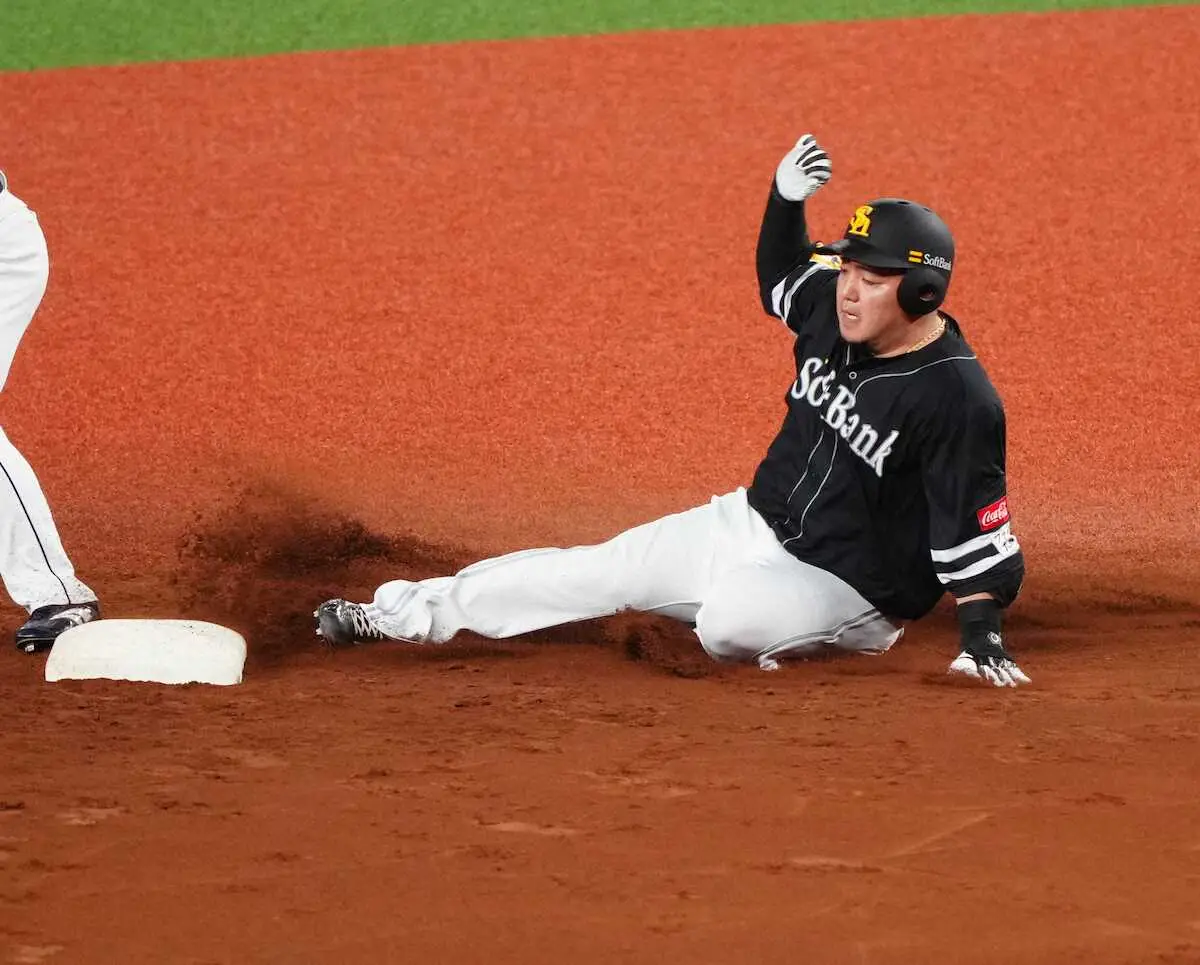 【画像・写真】ソフトバンク連覇！驚異のV字回復　5月3日まで最下位も139戦目で決めた歴代2位タイ23度目リーグV