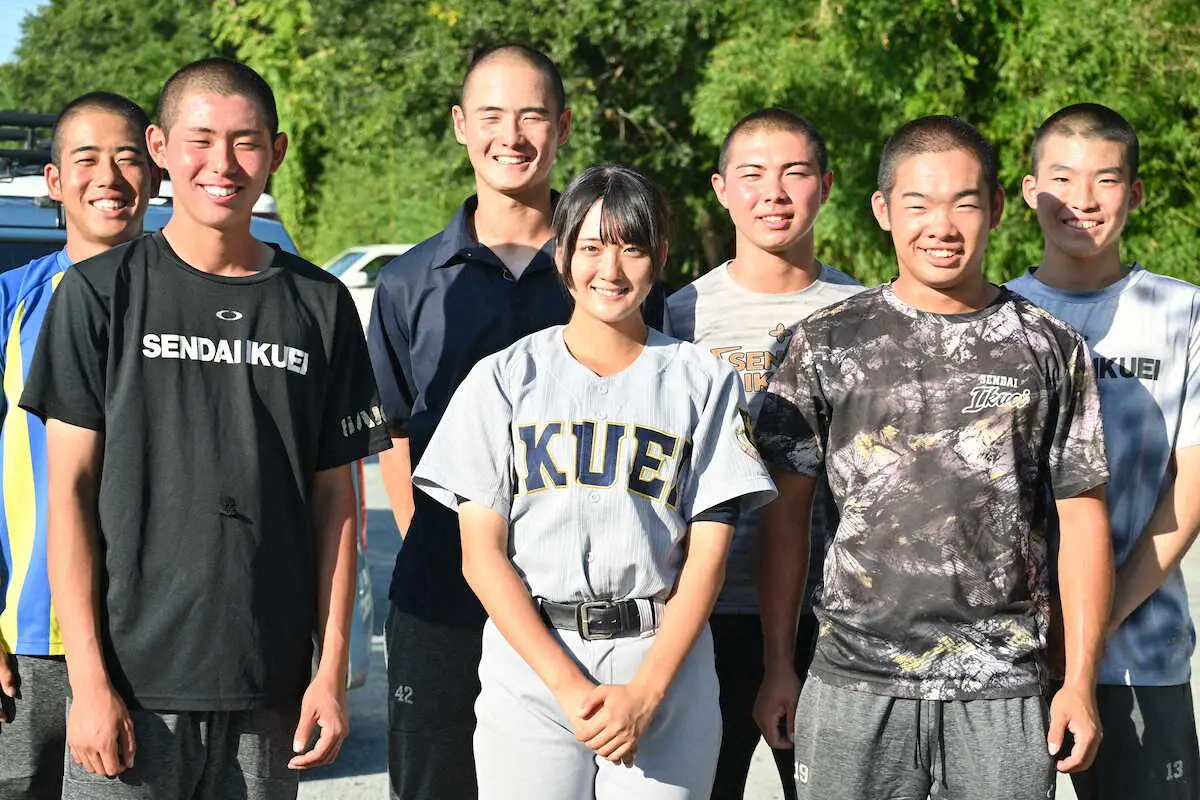 【画像・写真】「顔面真っ青」から始まった挑戦…仙台育英野球部初の女子部員が1年半で須江監督も認める「主将候補」に