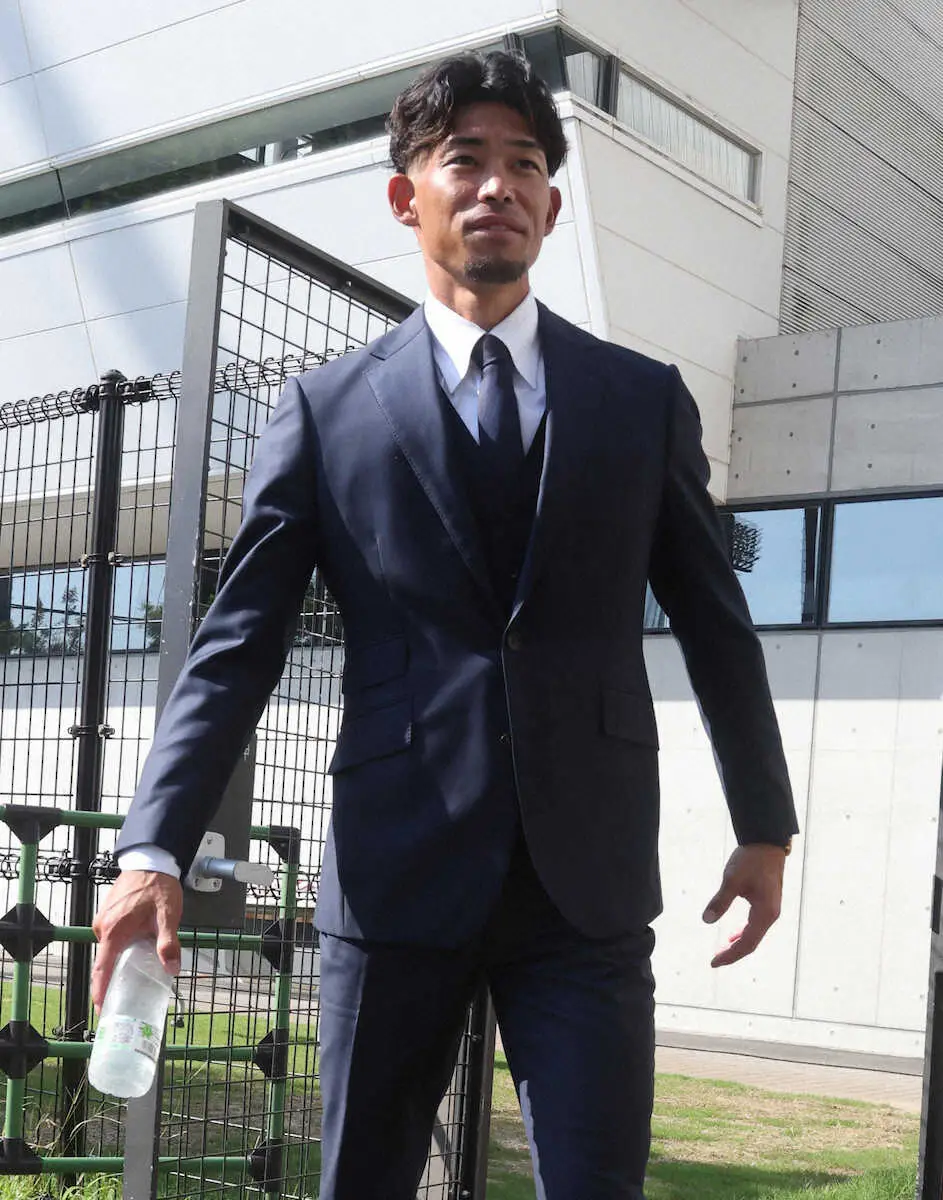 【画像・写真】ソフトバンク戦力外の又吉克樹が球団とファンに深い感謝　現役続行へ「返り咲けるようにしたい」