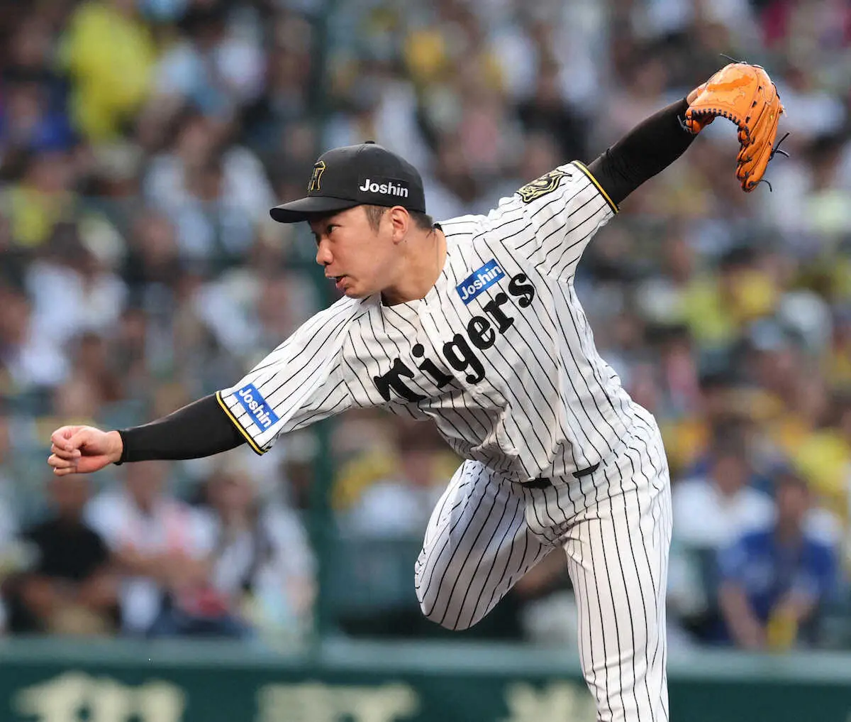 【画像・写真】阪神・石井　“史上初”防御率0・1点台投手に！　MVP候補で佐藤輝の強烈なライバルか？