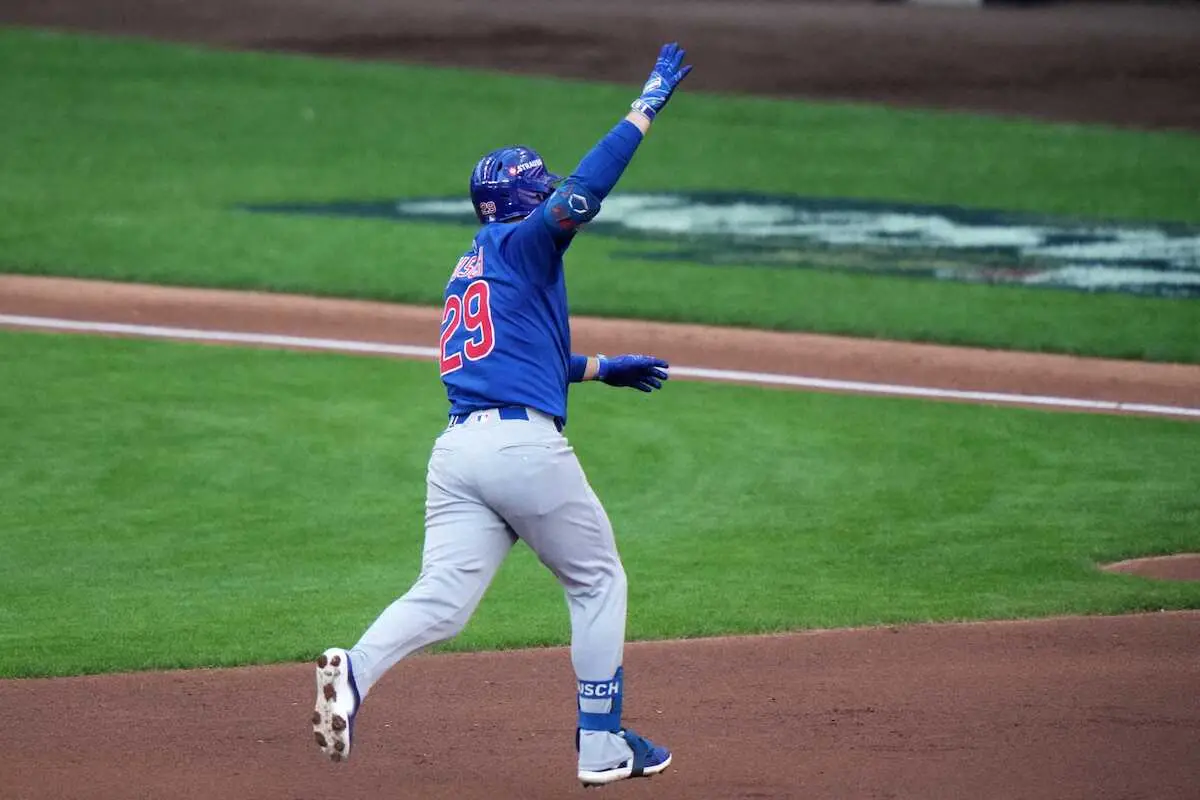 【画像・写真】カブス・ブッシュ　いきなり先頭弾！敵地衝撃の大歓声　ブルワーズとの地区S初戦