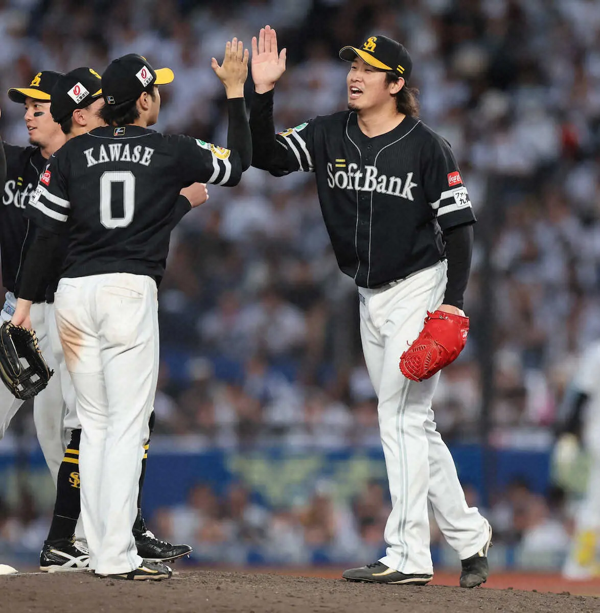 【画像・写真】ソフトバンク・杉山一樹　「うれしい」“強運”初タイトル　4点差シチュエーションもセーブ付いた