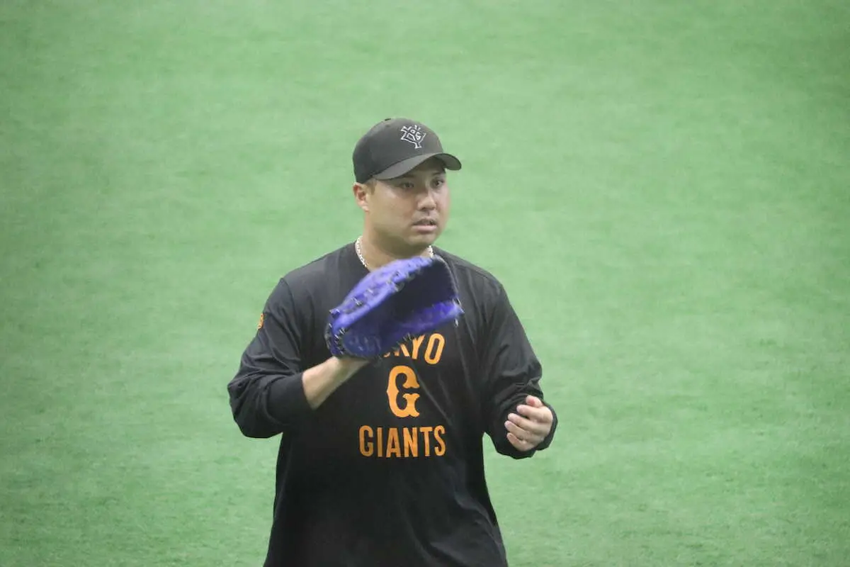 【画像・写真】巨人戦力外の今村　現役続行目指し練習　「まだやれる自信はある」