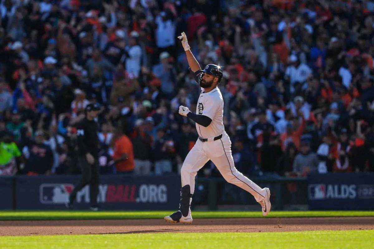 【画像・写真】タイガース逆転タイ勝　0―3から打線爆発！3本塁打9得点でマリナーズ粉砕　運命の第5戦へ