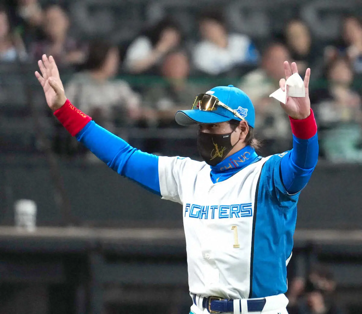 【画像・写真】日本ハム・新庄監督　前日会見で“先手”爆笑！清宮幸イジリ、全3戦先発ぶっちゃけ、岸田監督に珍質問…