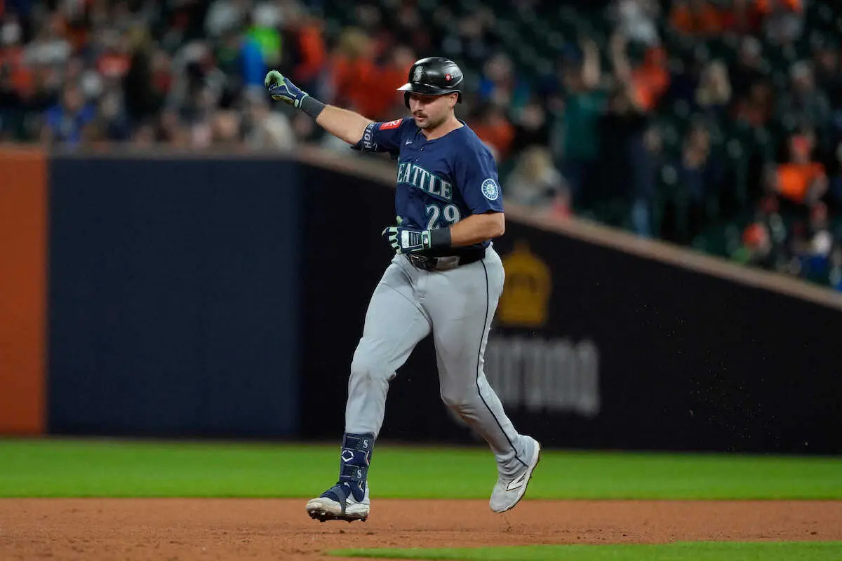 【画像・写真】マリナーズ・ローリー　6回に同点ソロ　好投ガウスマンをついに捉える　ポランコが勝ち越し打