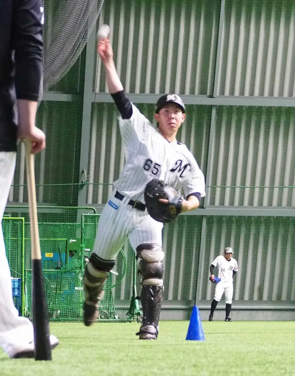 【画像・写真】ロッテ・寺地　正捕手獲りに意欲「一番うまくなれるように頑張ります」
