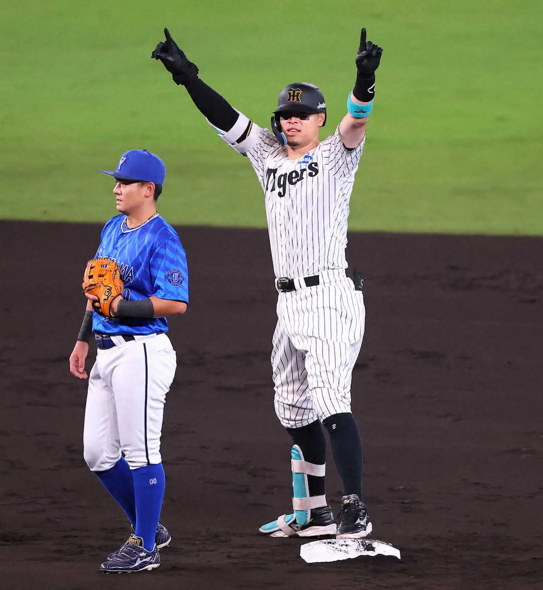 【画像・写真】阪神が初回に2点を先制！佐藤輝だ大山だ　中軸が好機できっちり仕事　