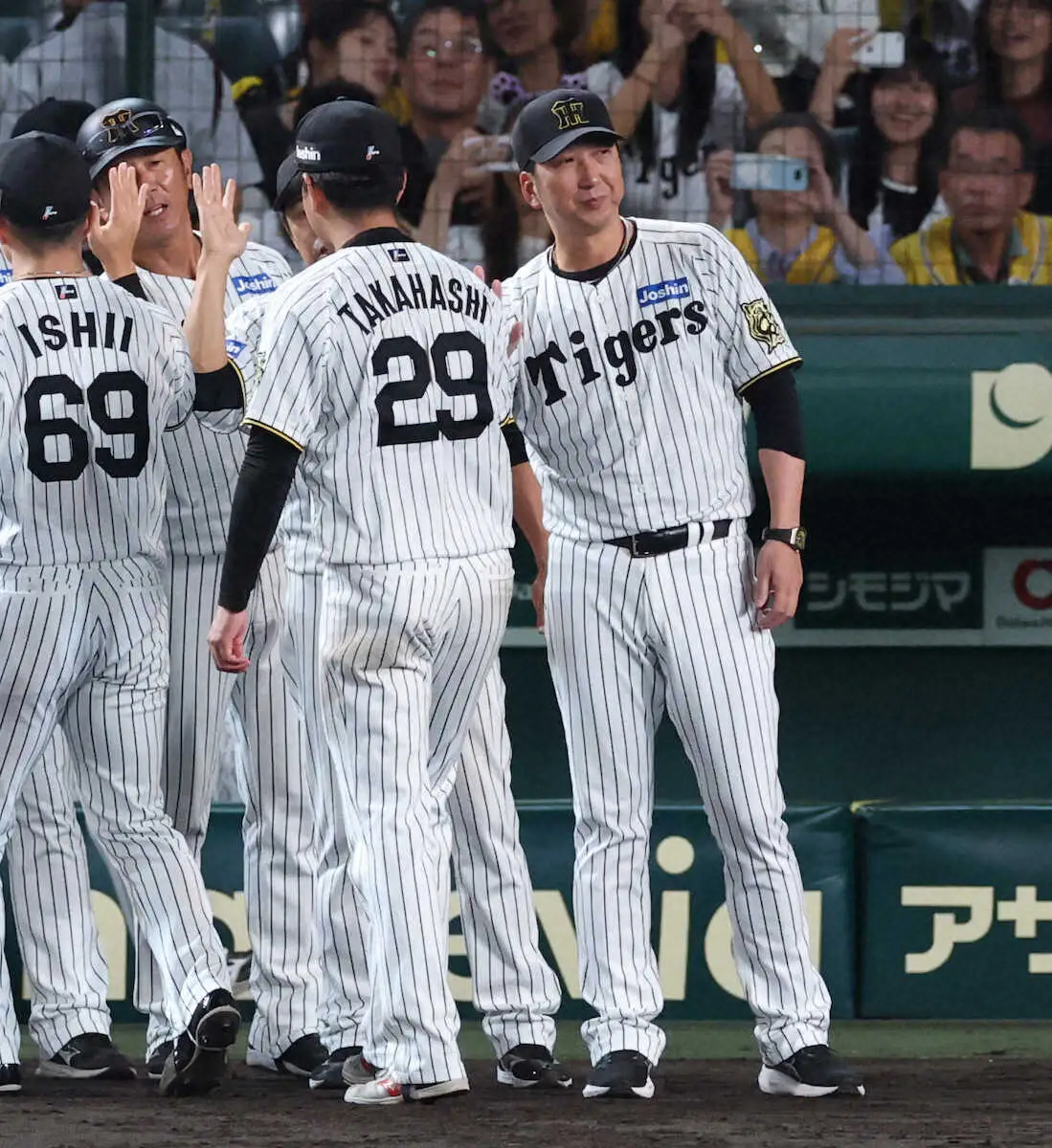 【画像・写真】日本一を誓った藤川監督「坂本が相手をよくほどいた」と影のMVPに坂本指名