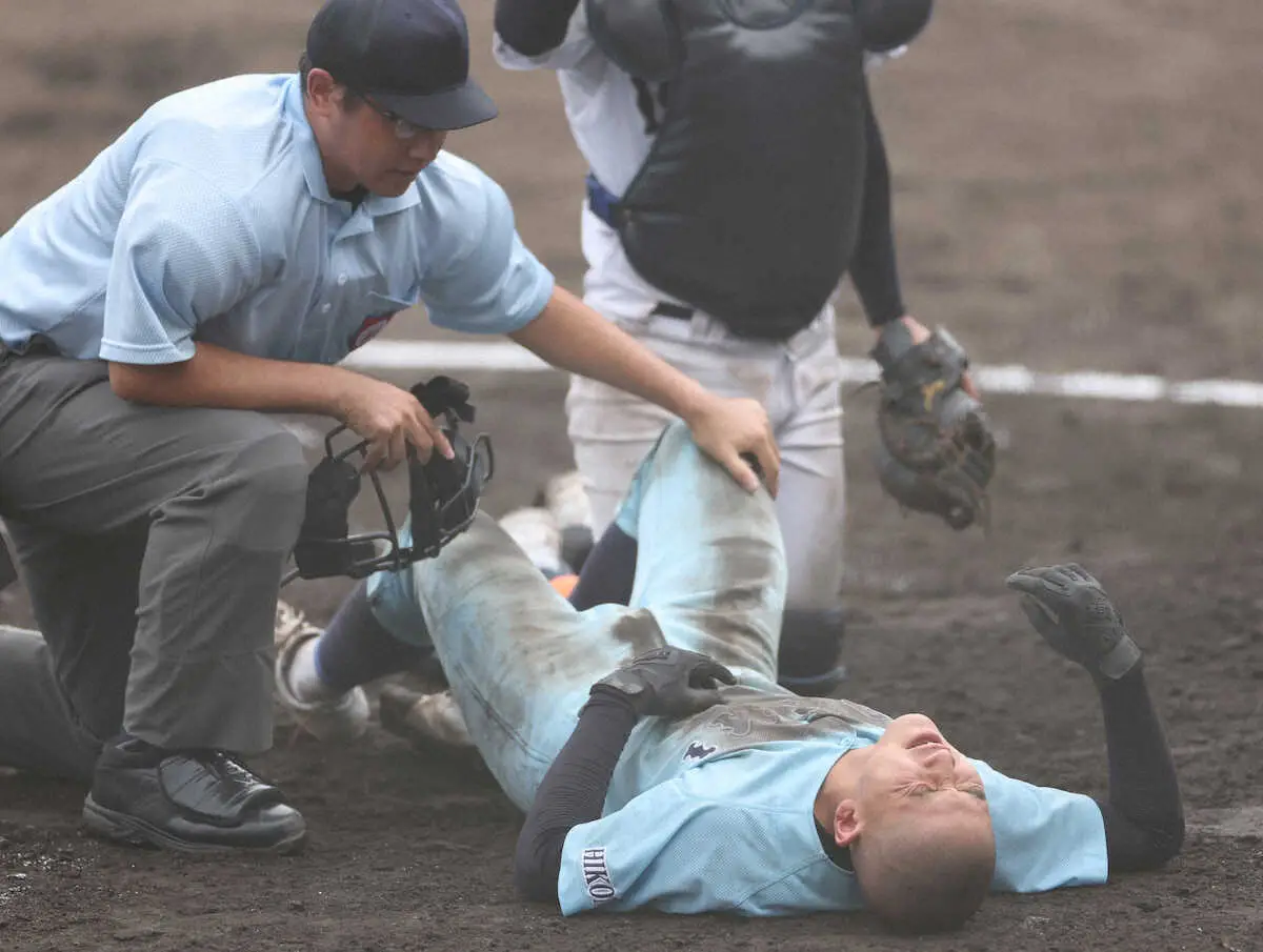 【画像・写真】【高校野球】近江　コールド快勝　主将・杉本は2度の頭部死球も「みんなの思いを背負って出るのが責任」