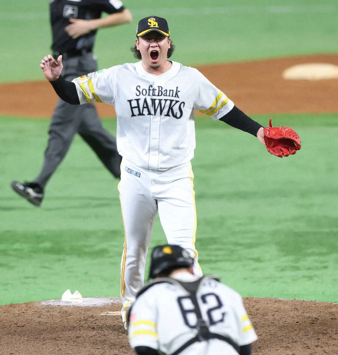 【画像・写真】ソフトバンク　最後は守護神・杉山が締めた！156キロでレイエス三振斬り　リーグVに続く「胴上げ投手」