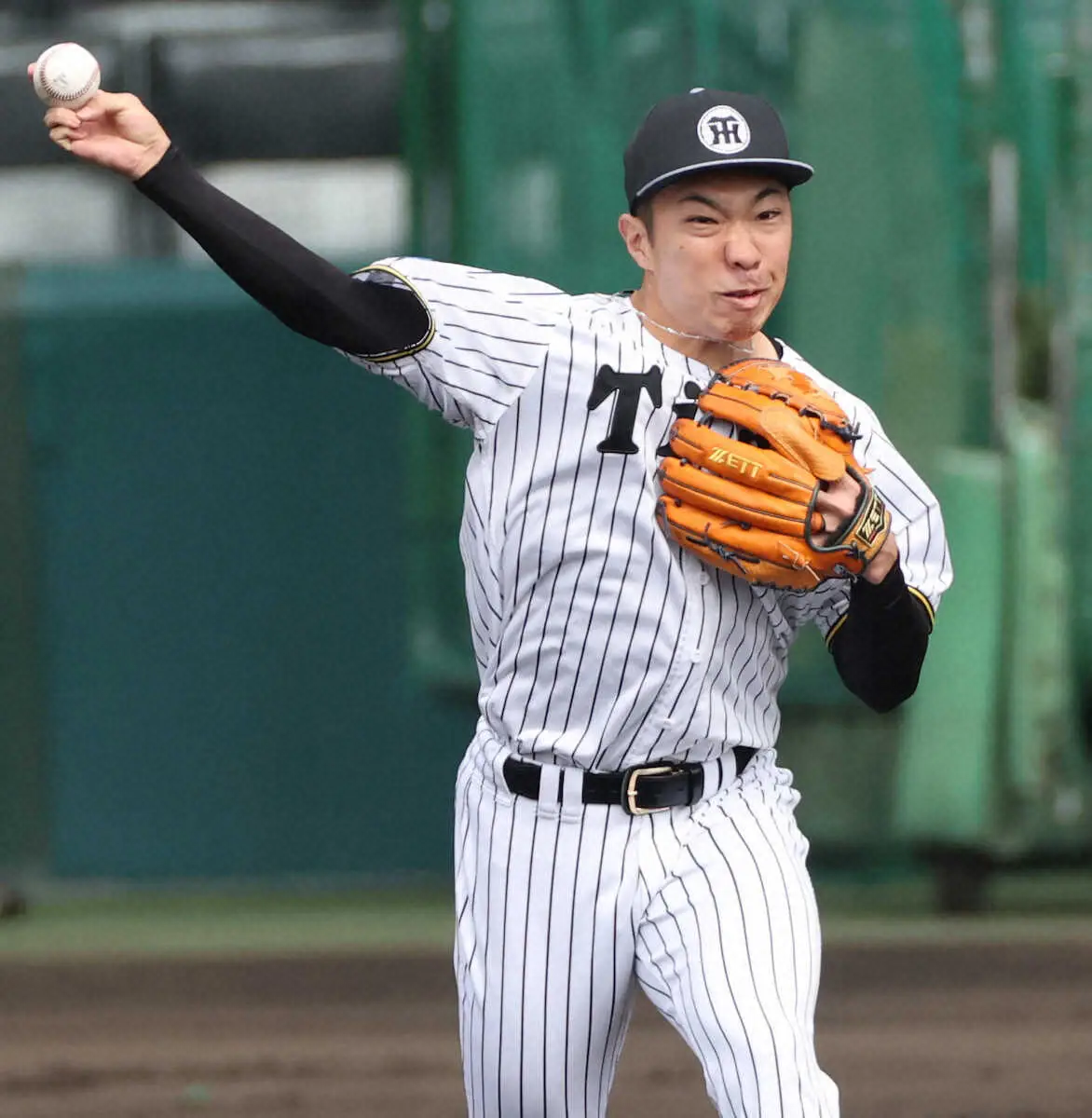 【画像・写真】阪神・石井大智　“ミスターゼロ”日本一へフル回転宣言!!「僕らにノーはない」全試合登板へ意欲