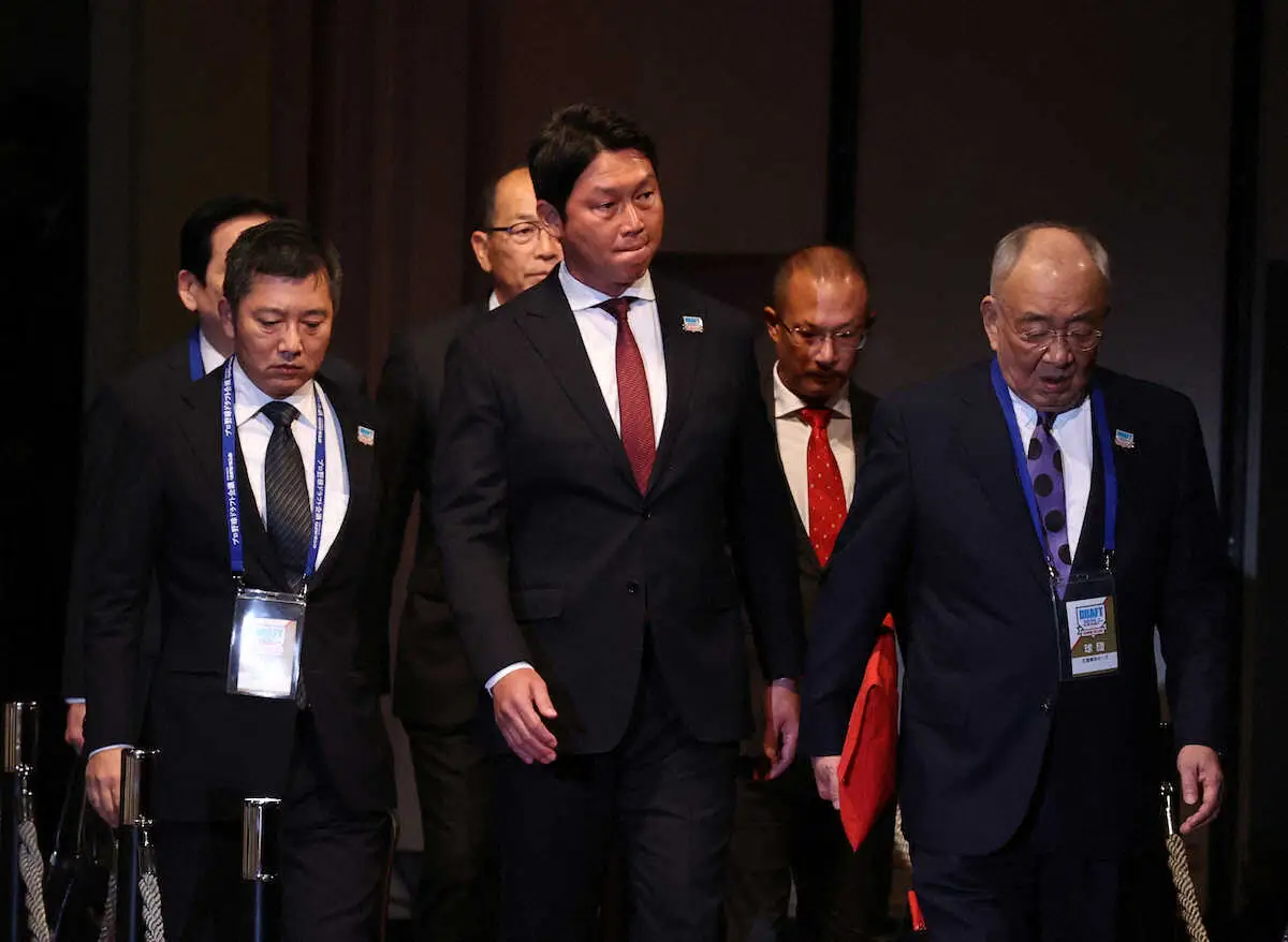 【画像・写真】【ドラフト会議】広島は即戦力の投手、内野手、外野手をバランスよく指名　新井監督4年目を後押し