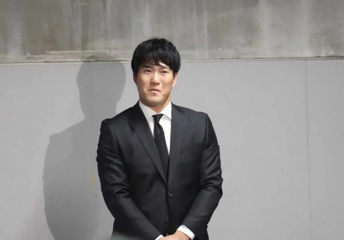 【画像・写真】広島・磯村、山足らに戦力外通告　磯村は現役引退を表明