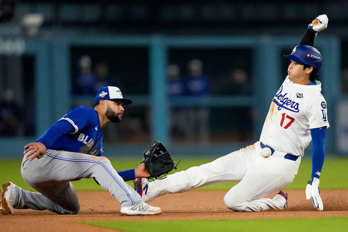 【画像・写真】大谷翔平　9回の第5打席は走者なしで異例の申告敬遠　本拠ファン大ブーイング　直後に二盗失敗…延長戦へ