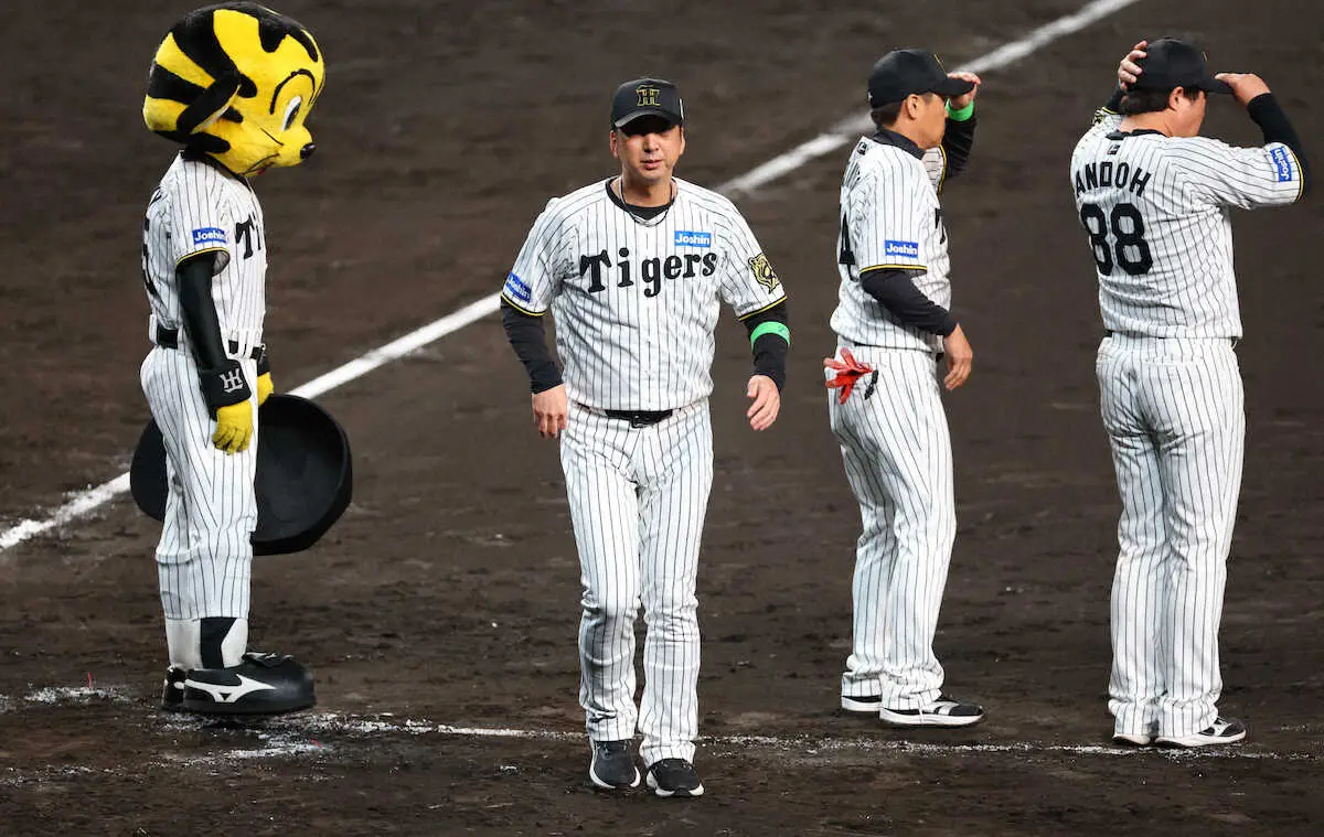 【画像・写真】甲子園初戦を落とした阪神・藤川監督「明日しっかり戦う。それに尽きる」