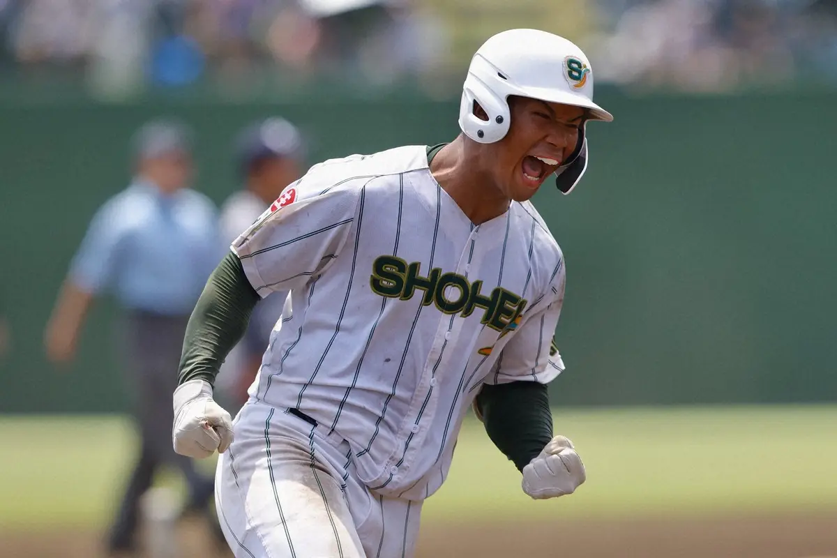 【画像・写真】ロッテドラ4の桜井ユウヤ　指名あいさつ受け「プロの世界に向けて準備していきたい」