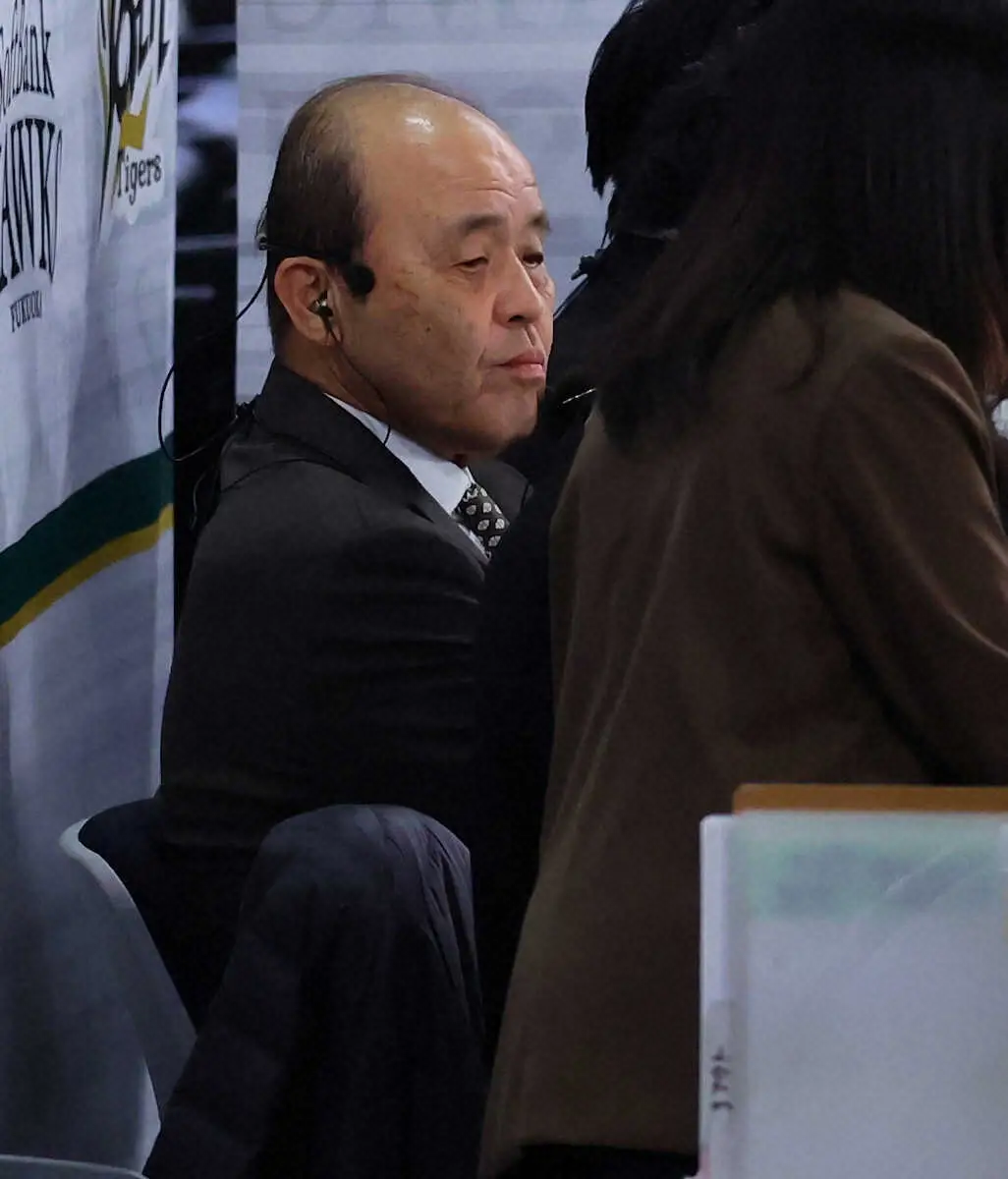 【画像・写真】阪神・岡田顧問「1、2番が内野ゴロということは…」　元教え子・大竹の立ち上がりを独自分析