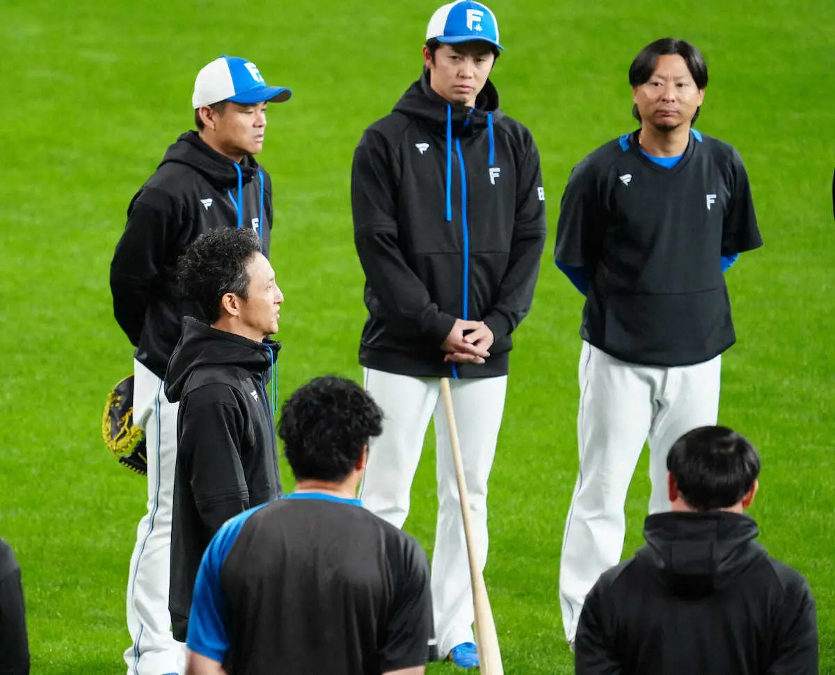 【画像・写真】日本ハム松本哲也新コーチが会見　“強化指定”に五十幡、矢沢挙げ「まだまだこれからの選手」