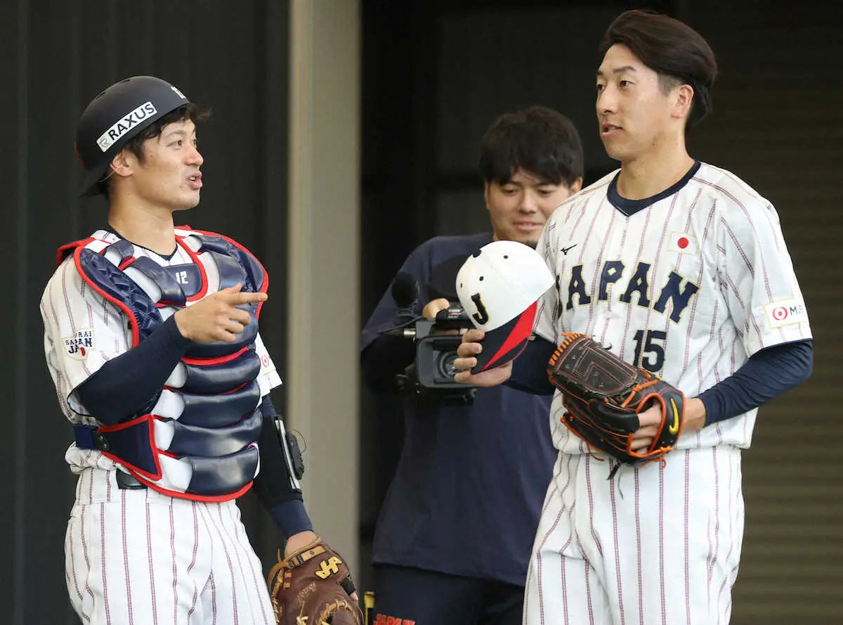 【画像・写真】侍ジャパン　阪神・坂本誠志郎が巨人・大勢に驚愕「捕るのに必死。凄いボールを投げてくる」