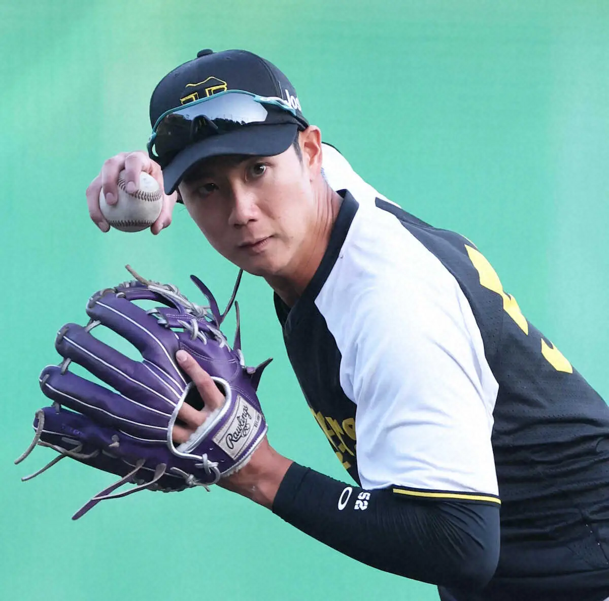 【画像・写真】阪神・山田脩也　安芸キャンプの“守役”に名乗り「守備でお金を稼ぎたい」練習試合で球児監督にアピールだ