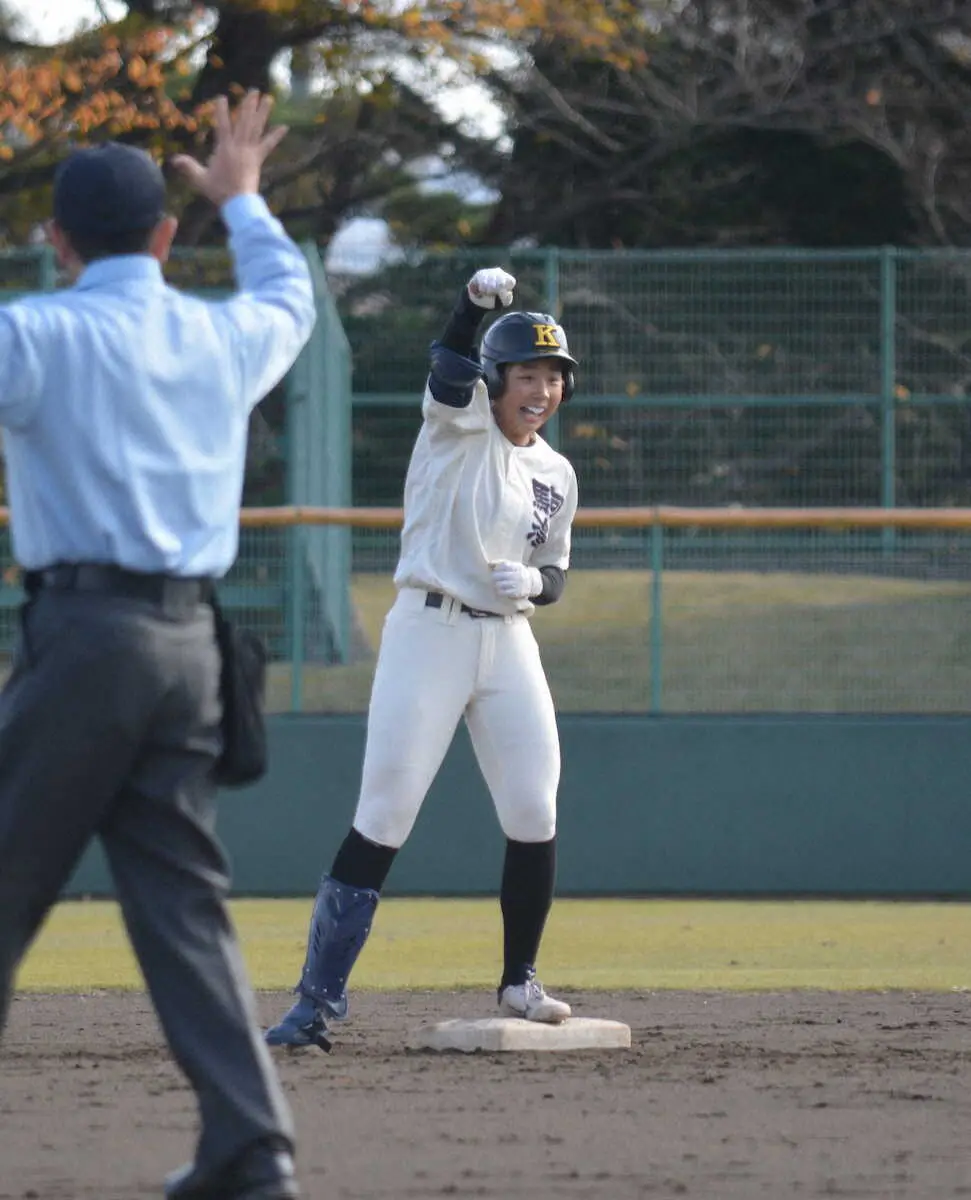 【画像・写真】【女子野球はなまき大会】駒大苫小牧・高橋理桜が3安打「なんとしても一本出そうと思っていました」