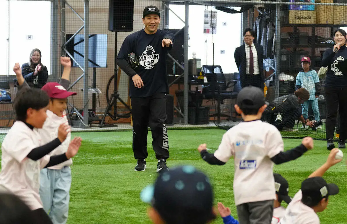 【画像・写真】巨人・田中将　第二の故郷・仙台で野球教室　小学生たちが200勝を祝福「物凄く楽しかった」