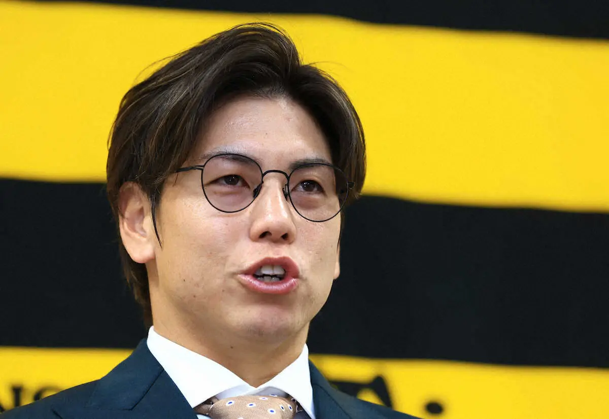 【画像・写真】阪神・梅野隆太郎が大幅減俸で更改　来季は坂本、伏見と定位置争い「自分の役割、姿を見せられるように」