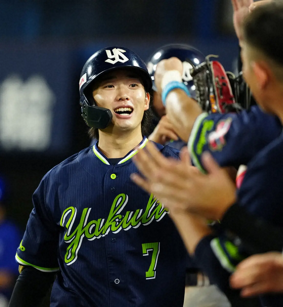 【画像・写真】ヤクルト長岡秀樹　絶対に泣かせる“孫大好きな祖母”のネタ　五十嵐亮太氏「いい話だ～」