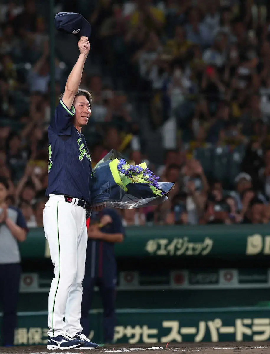 【画像・写真】ヤクルト長岡秀樹　勇退の高津監督には感謝しかない「調子乗んな！」「いつ4番を打たせるか…」