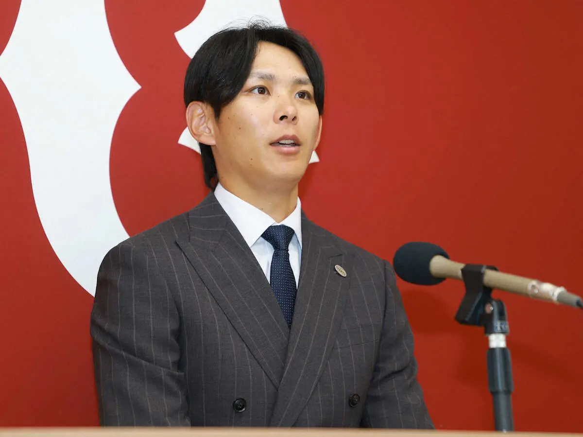 【画像・写真】巨人・泉圭輔は850万ダウンの3500万円でサイン　来季は先発転向「やるからにはローテーションで」