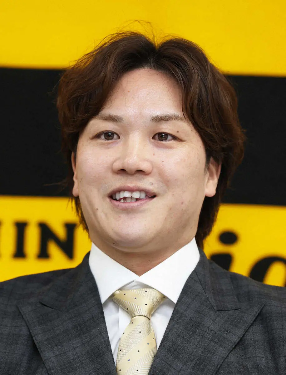 【画像・写真】阪神　トレード加入の伏見寅威が入団会見「独特な雰囲気がある球場がホームになるので心強さがある」
