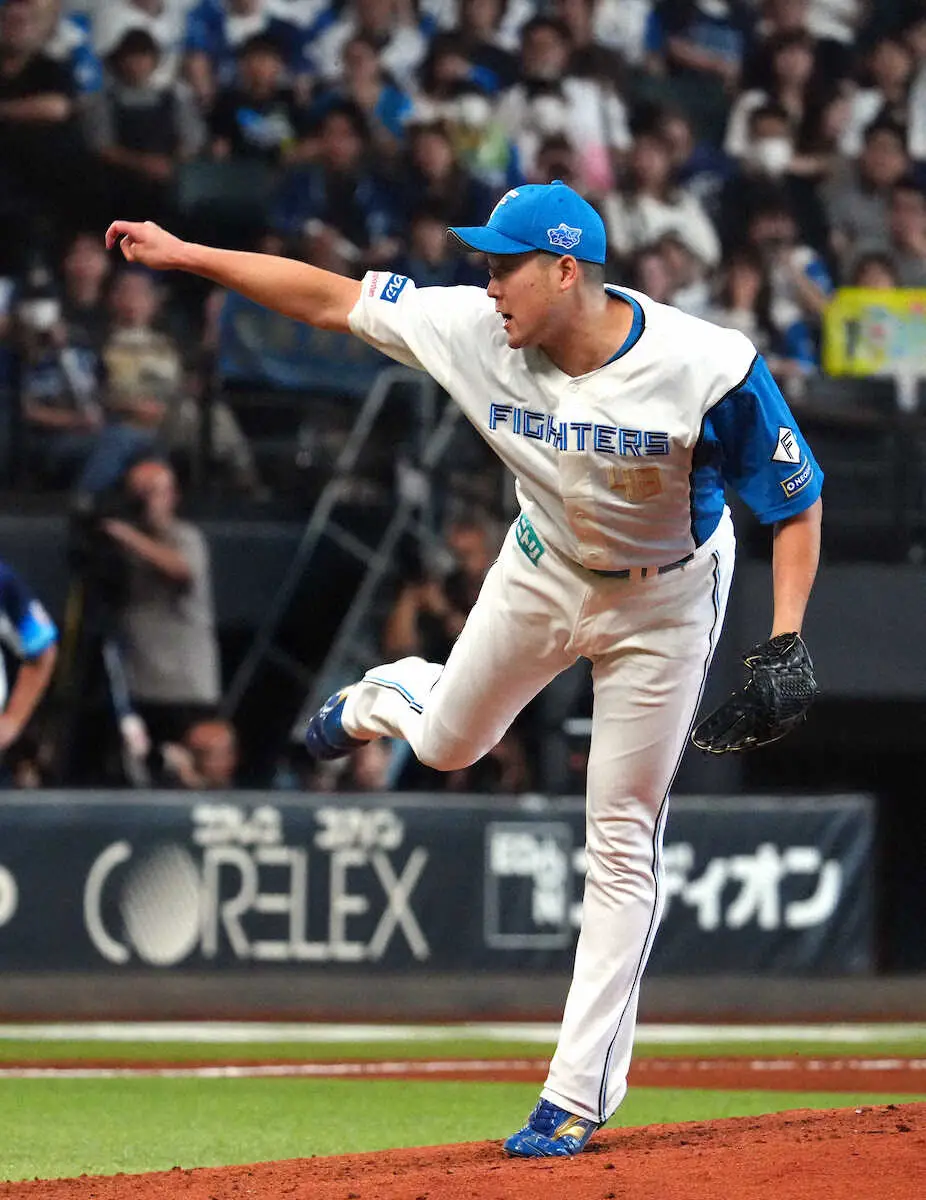 【画像・写真】日本ハム・斎藤友貴哉　アップ更改　来季の守護神へ「虎視眈々と狙いたい」