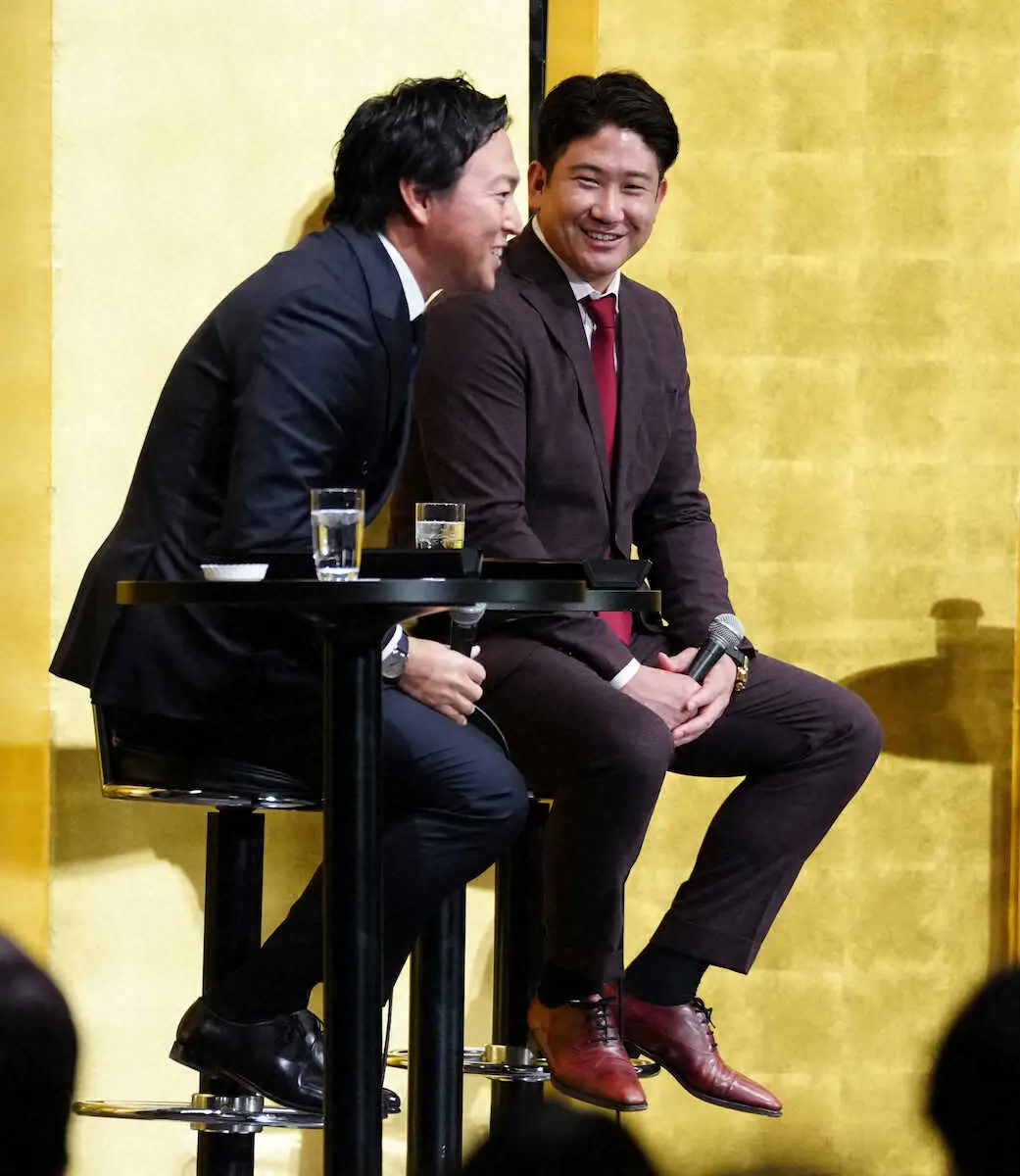 【画像・写真】長野氏＆菅野トークショー　12球団制覇弾の秘話も　相手投手の菅野にサインおねだり