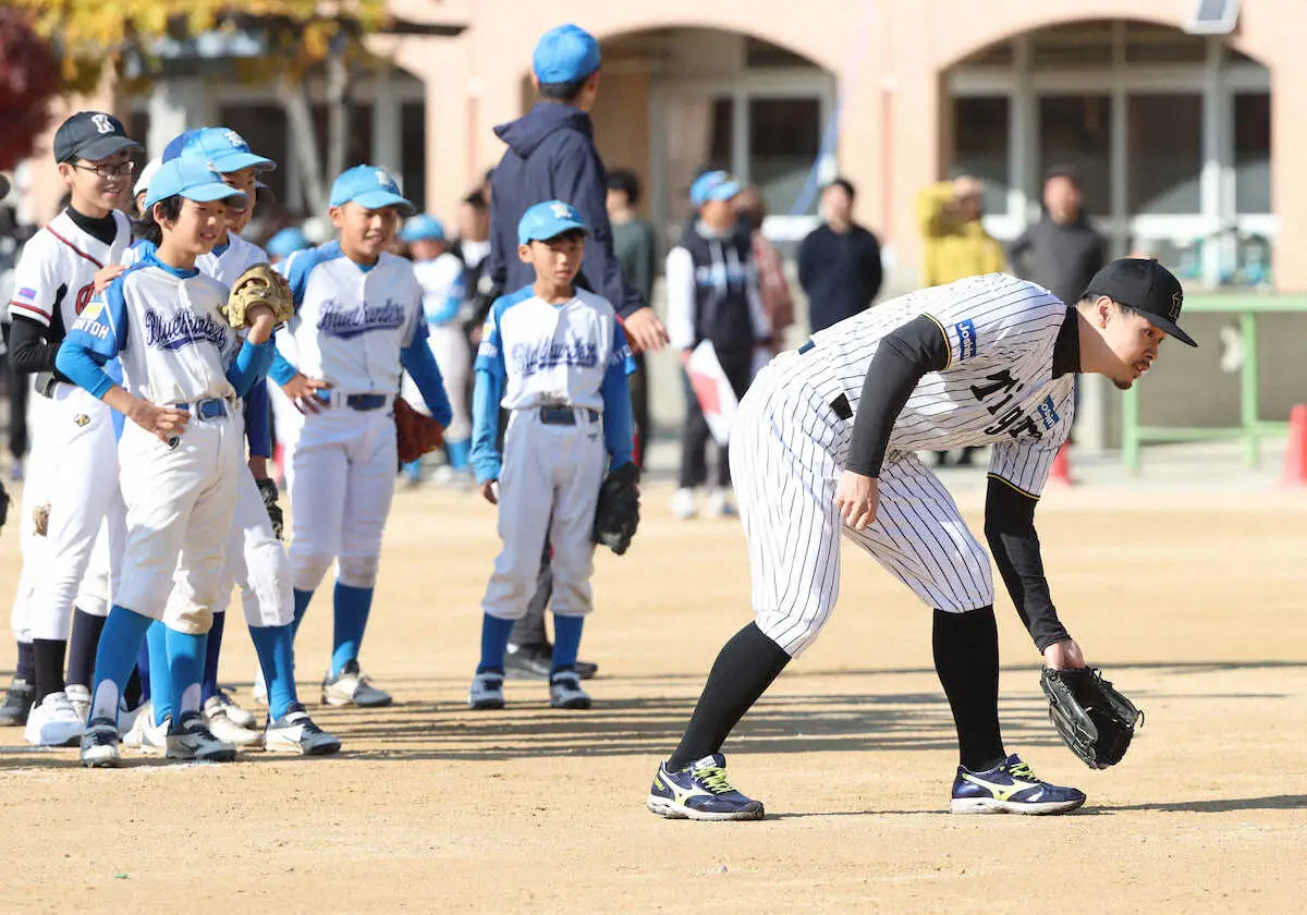 【画像・写真】阪神・佐藤輝明　地元・西宮で“サトテル杯”「考えています」　宮っ子の野球振興のためにひと肌脱ぐ