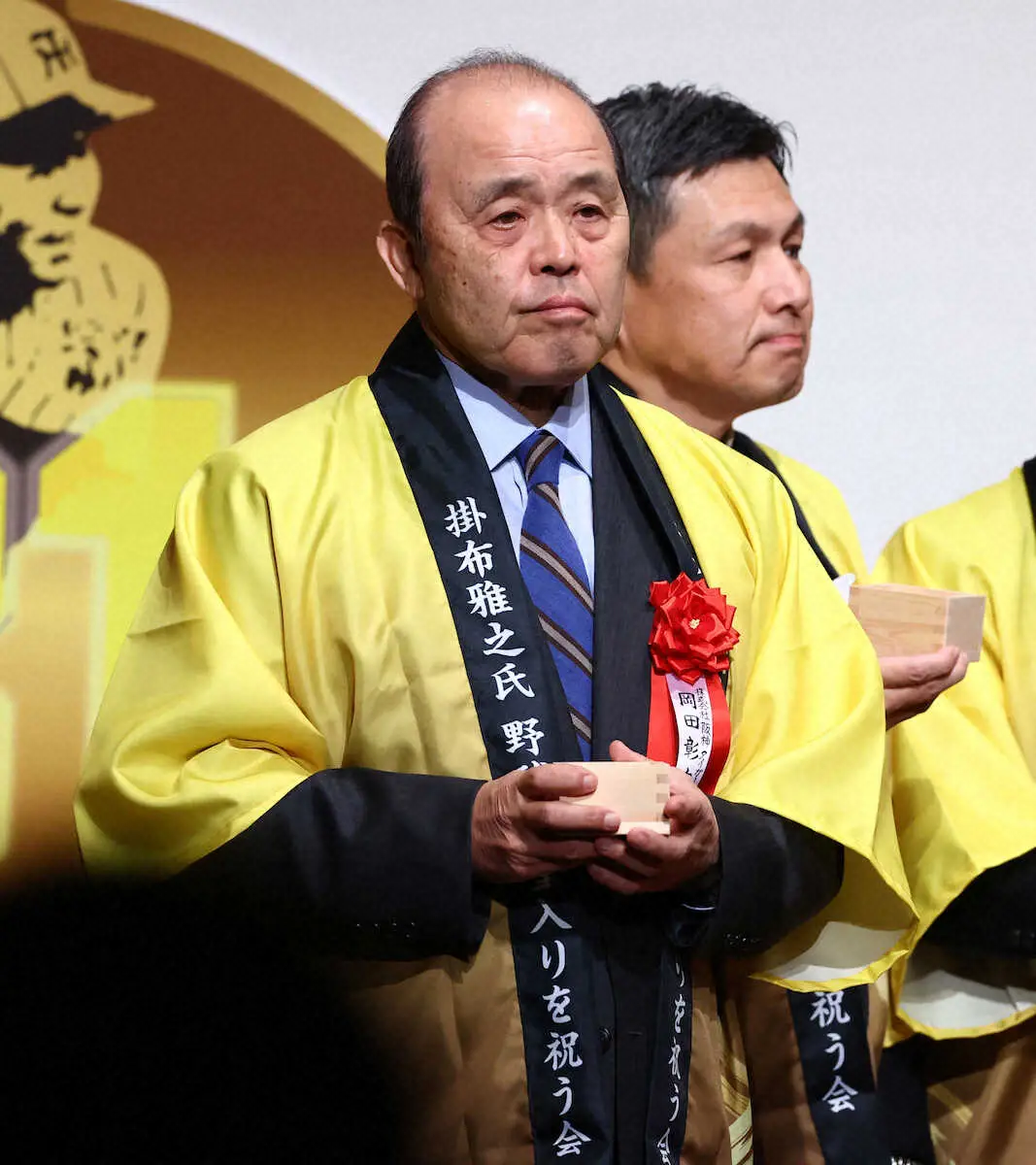 【画像・写真】阪神　岡田彰布オーナー付顧問「もっと早く選ばれても」掛布雅之氏を祝福