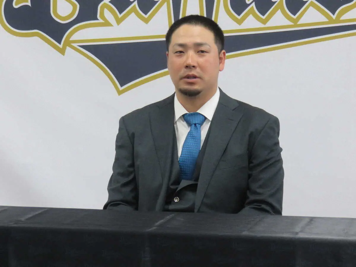 【画像・写真】オリックス・香月一也　早朝ウォーキングと鍋ダイエットでスリム化ボディー　三十路迎える来季へ決意