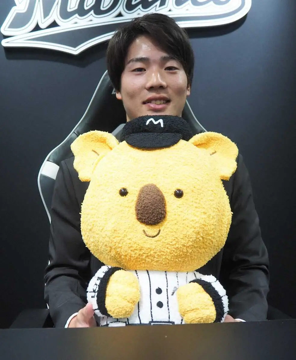 【画像・写真】ロッテ・石垣、宮崎ら内野3選手が契約更改　友杉、目標達成ならず「満足していない」