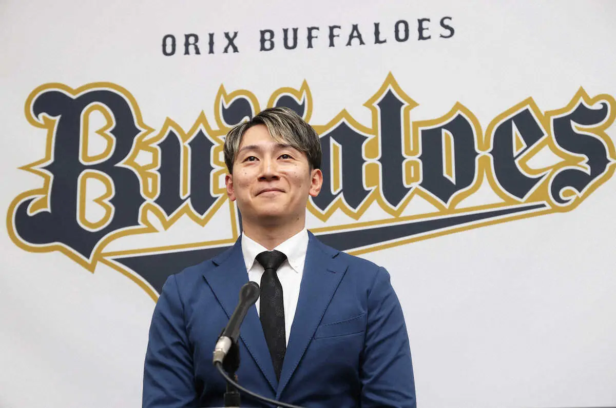 【画像・写真】オリックス西川龍馬　1億円アップで更改「夏場の怪我がもったいなかった。あれが全て」