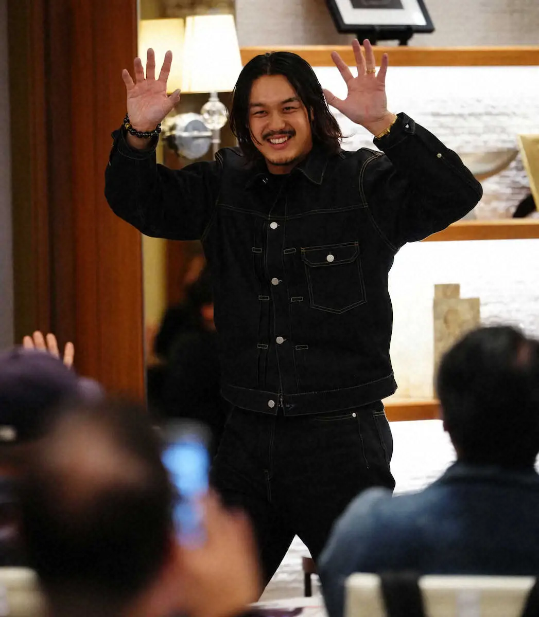 【画像・写真】西武・高橋光成がチャリティーイベント　ポスティングでの米移籍は「どうですかね、まだ分からない」