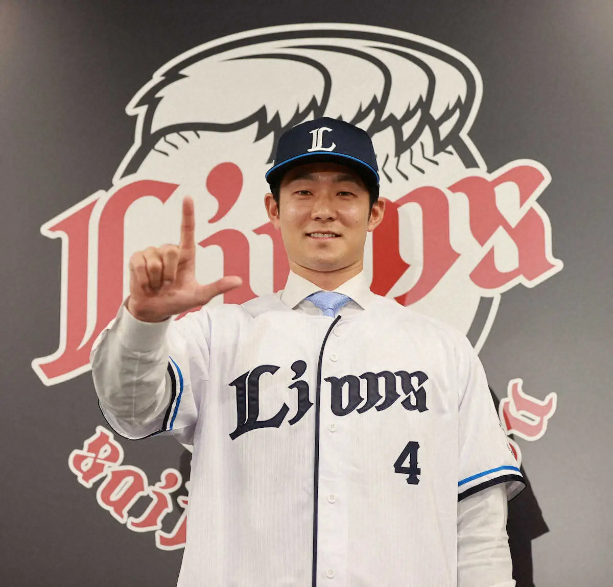 【画像・写真】日本ハムからFA移籍の西武・石井がベルーナの鬼に　決め手は球場との相性　打率もOPSも抜群
