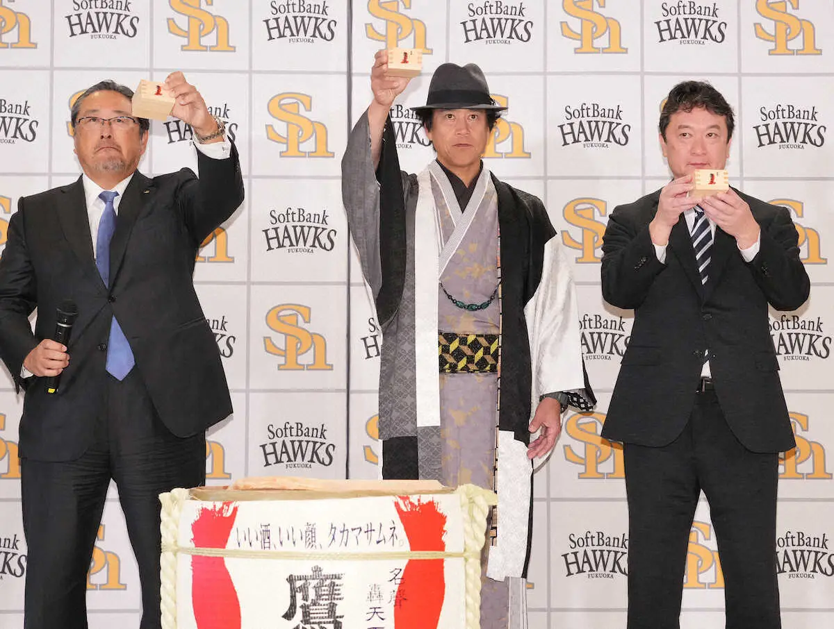 【画像・写真】ソフトバンク・小久保監督　有原の180イニング奪い合え！前エースの穴埋める投手の台頭に期待