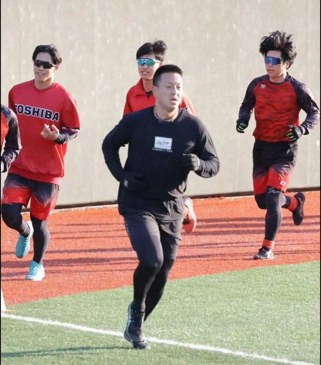 【画像・写真】元ヤクルトの宮川哲が古巣・東芝に復帰