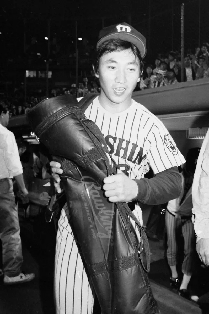 【画像・写真】楽天初代監督・田尾安志氏はサトテルが大好き！　スランプ時にはアドバイスも