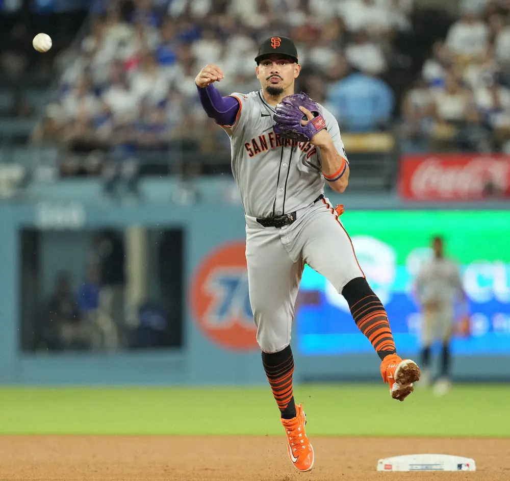 【画像・写真】「東京におる！」ジャイアンツの正遊撃手アダメズが来日報告　浅草寺＆東京タワー観光に「サイン欲しい」