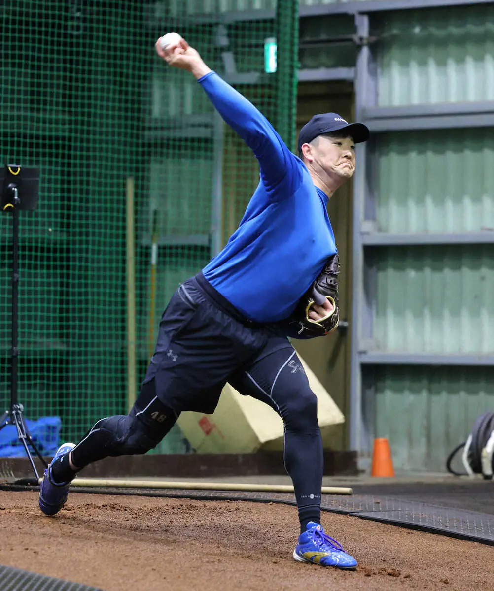 【画像・写真】日本ハム・斎藤　開幕守護神狙う！「今年の目標は165キロ」