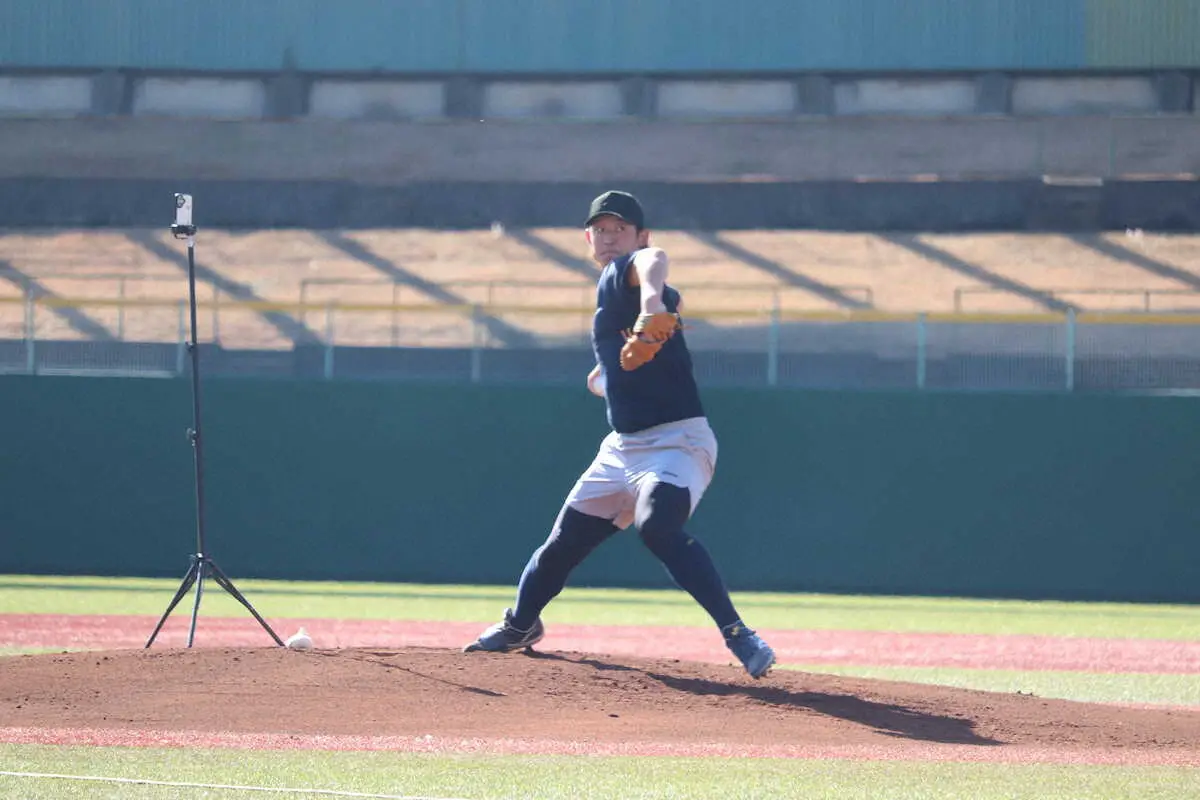 【画像・写真】ヤクルト・阪口　目標の60試合登板へ　「1軍で自分の存在感を」