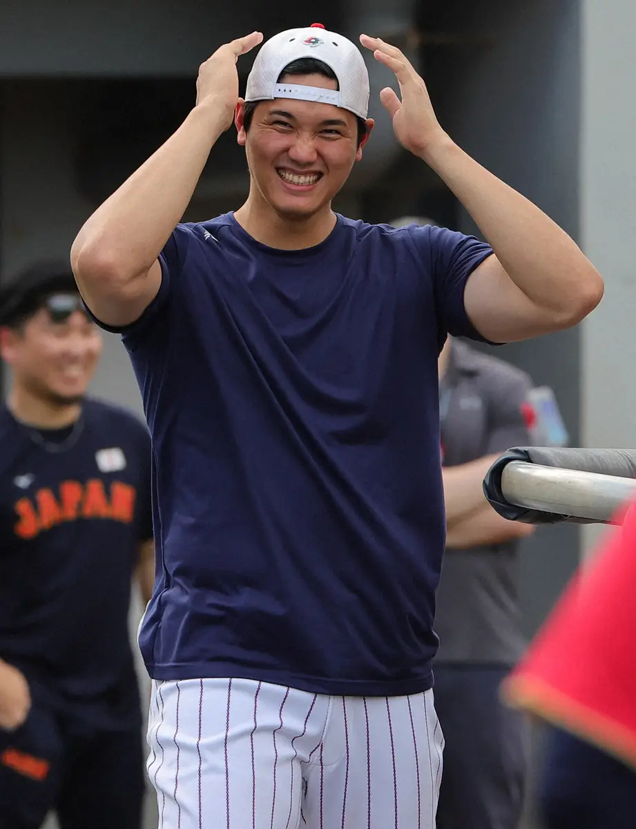 【画像・写真】【WBC】ドジャーススタッフ、侍ジャパン宮崎キャンプ同行　MLB関係者も